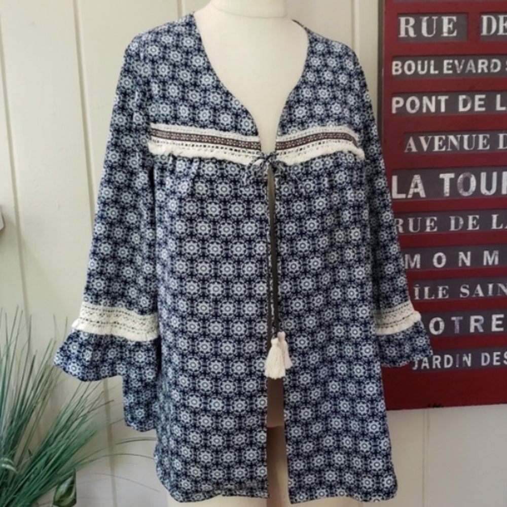 Xhilaration | M blue boho kimono style top